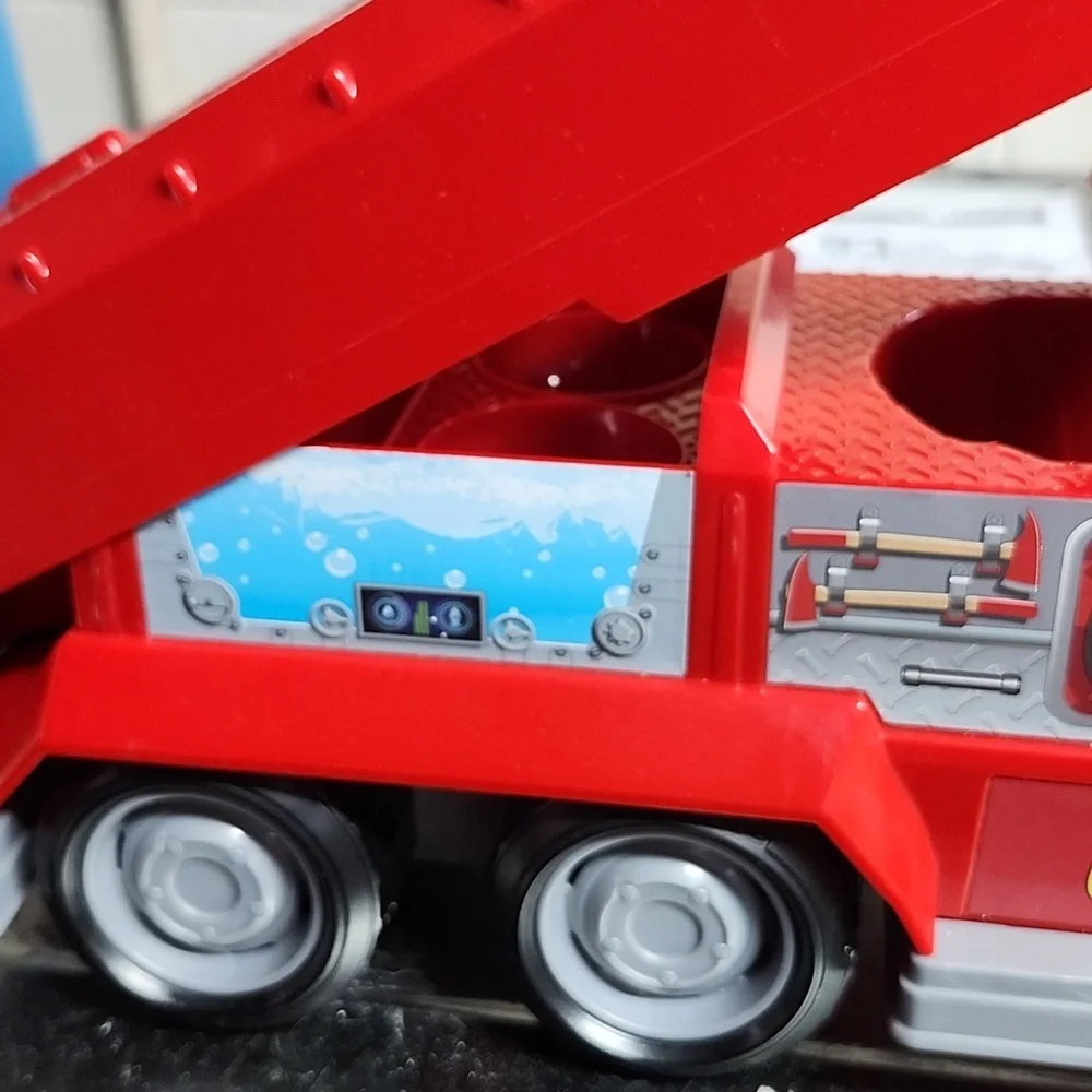 🚒LIKE NEW!🐾PAW PATROL Red Fire Truck Toy w/Marshall Pup - Picture 4 of 16